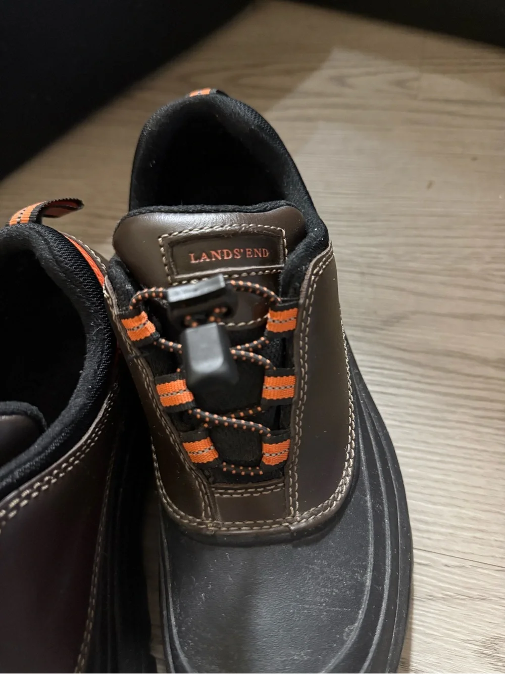 Mens Lands' End waterproof insulated hiking shoes Size 9